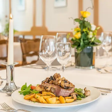 Bei Meier's Zum Weissen Ross فندق